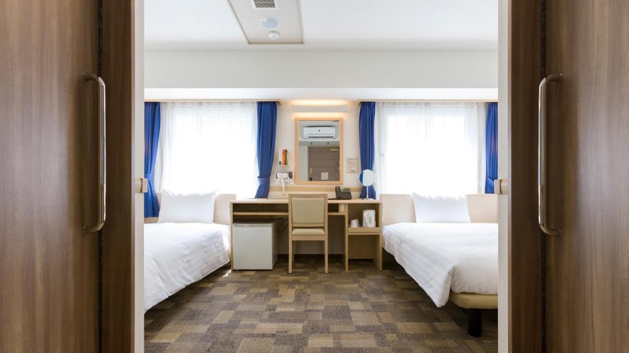 Toyoko Inn Nara Oji Eki Minami Guchi Екстериор снимка